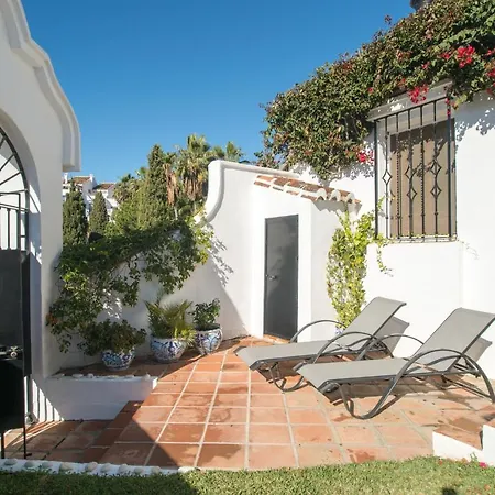 Casablanca 30 Oasis Properties Апартаменти *